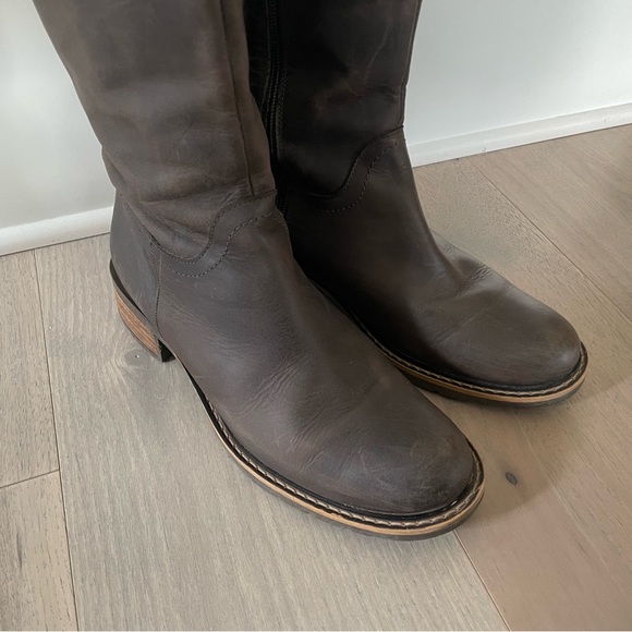 Duo Boots Wide Calf Tall Brown Leather Boots - Picture 7 of 9